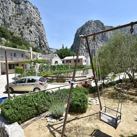Apartment Petea Omiš Eksteriør billede