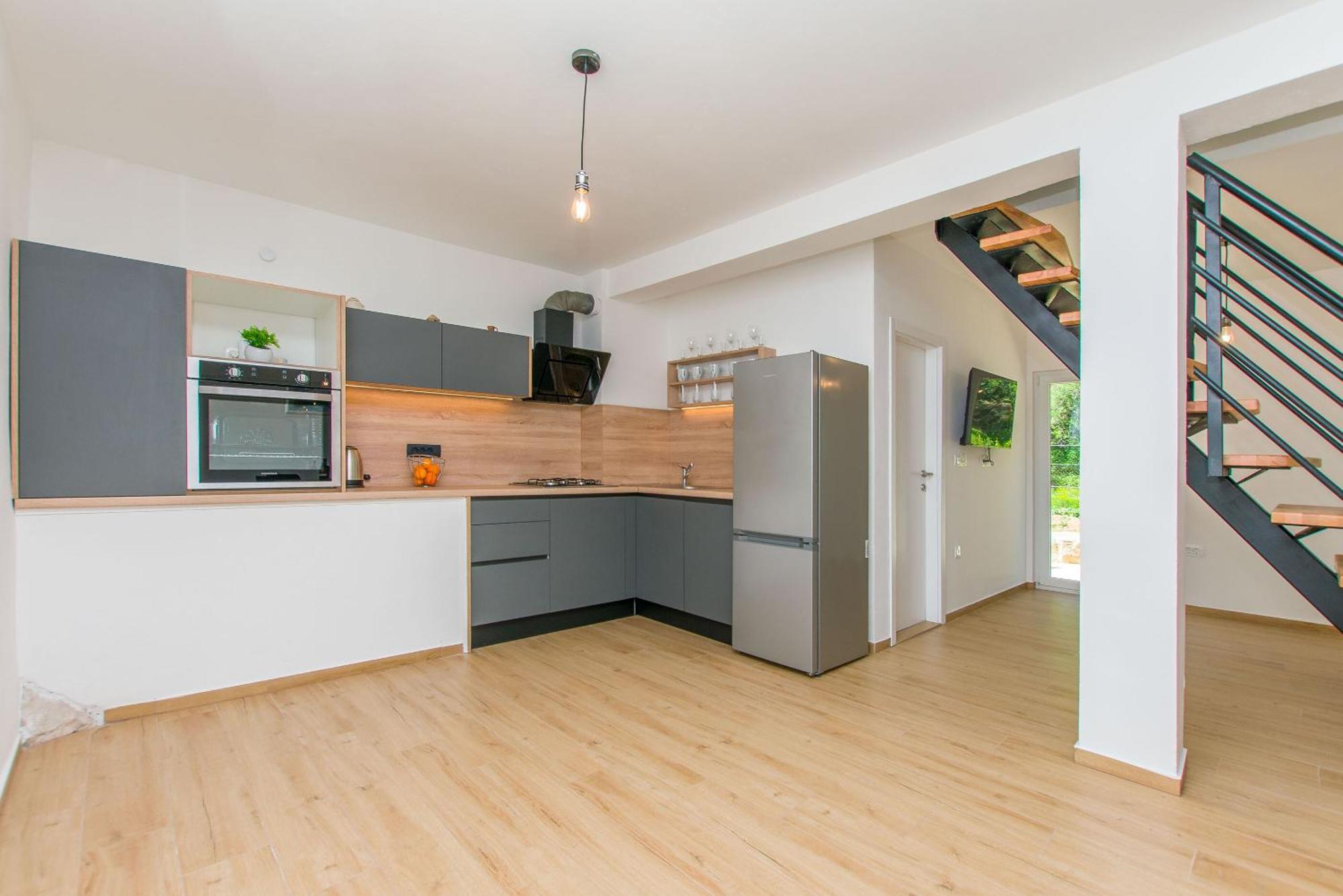 Apartment Petea Omiš Eksteriør billede