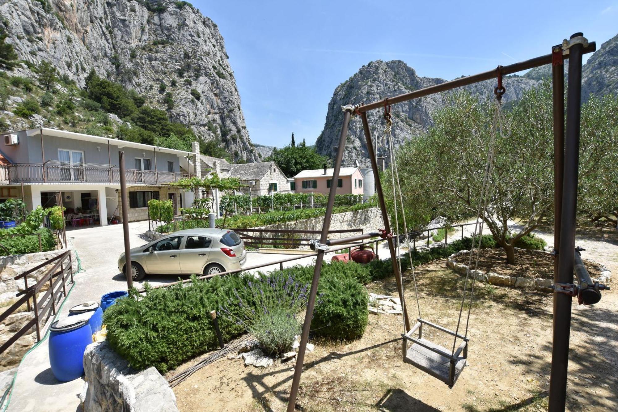 Apartment Petea Omiš Eksteriør billede