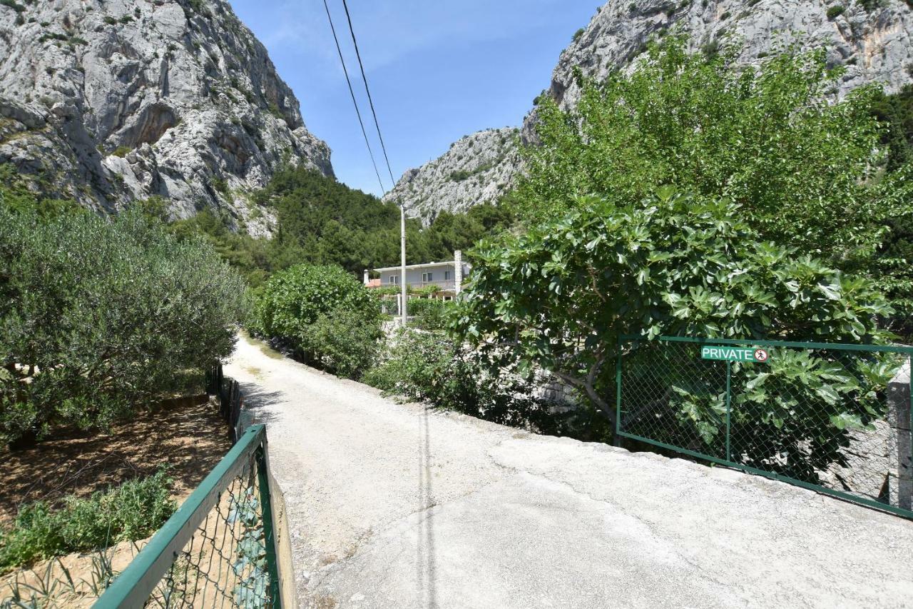 Apartment Petea Omiš Eksteriør billede